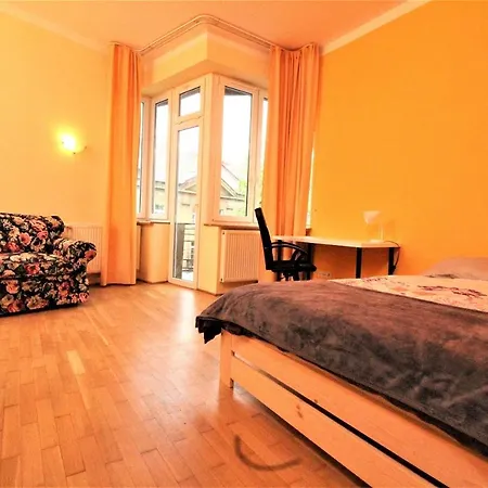 Golocalife Krakow, Sienkiewicza 9